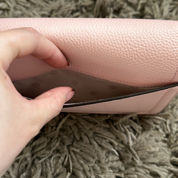 Kate Spade Crossbody - Picture 5 of 11